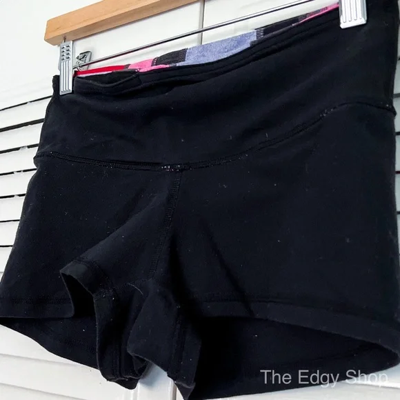 lululemon athletica | Boogie Short Black / Quilting Winter 14 - Picture 6 of 10